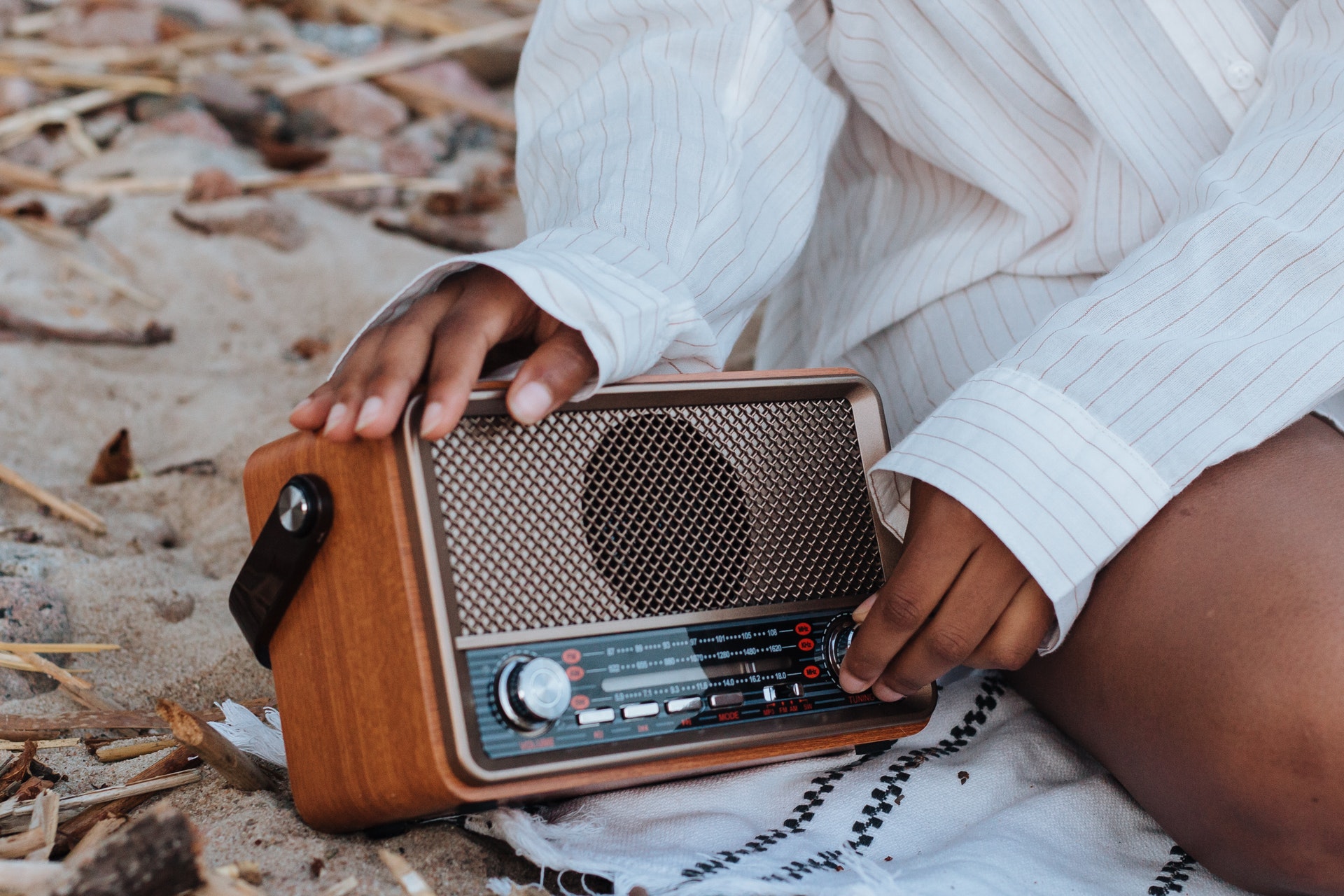 Read more about the article The Numerous Benefits of Radio